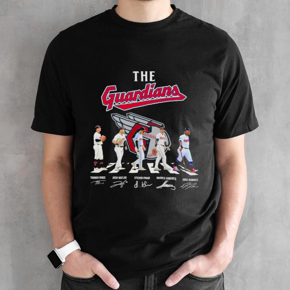 Cleveland Guardians The Baseball Legend The Guardians Fan T-Shirt