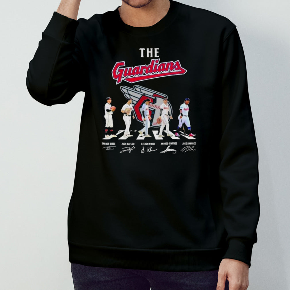 Cleveland Guardians The Baseball Legend The Guardians Fan T-Shirt