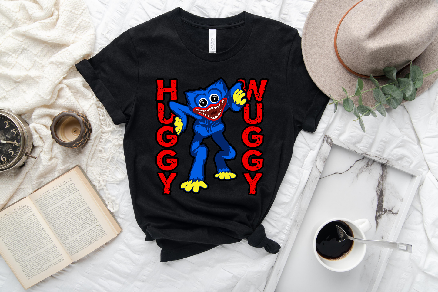 HUGG TEE